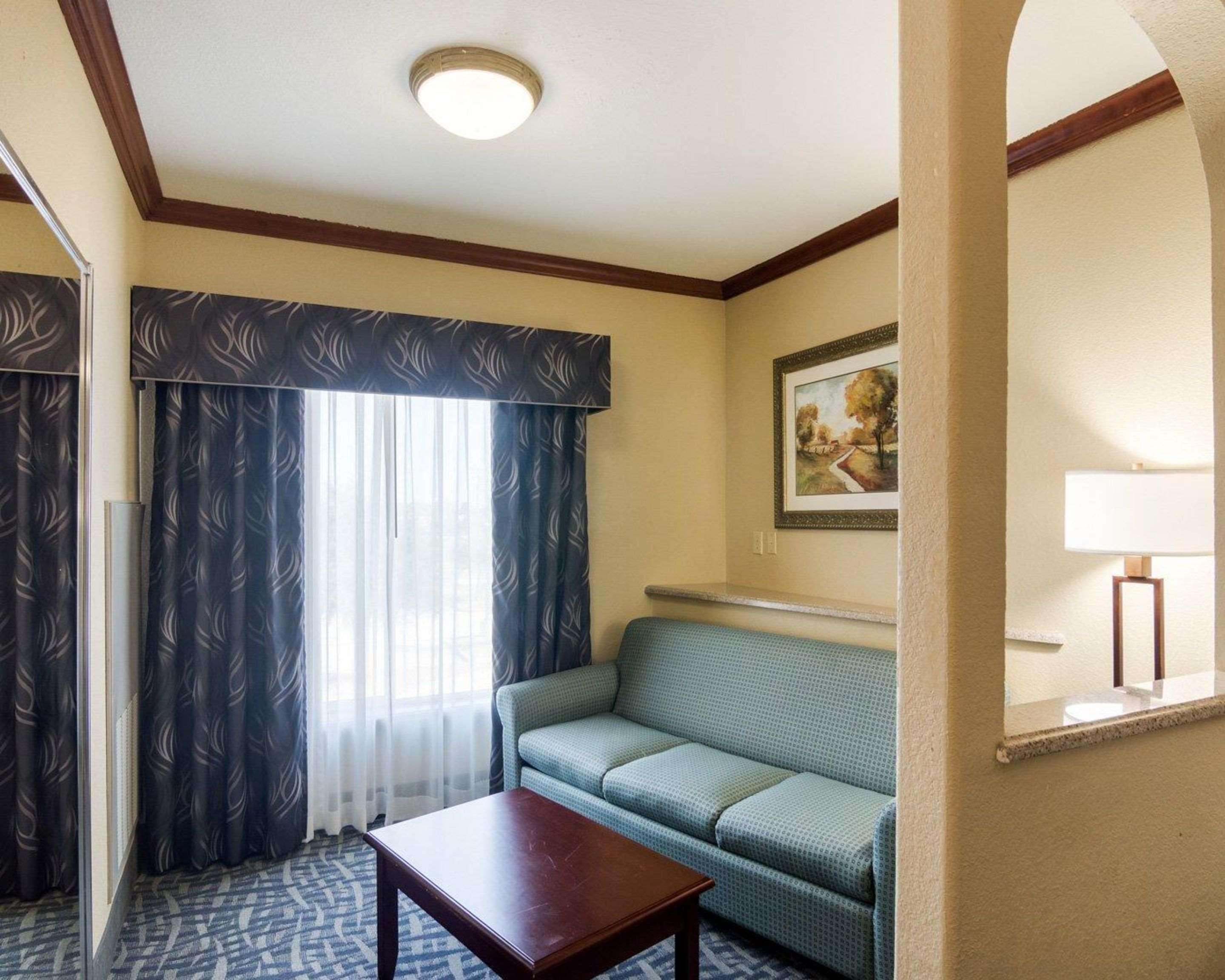 Comfort Suites Gainesville Zewnętrze zdjęcie